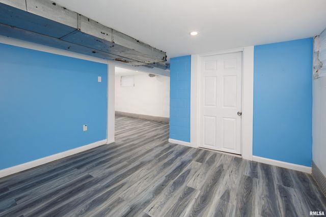 3712 33RD Street, Moline, IL 61265