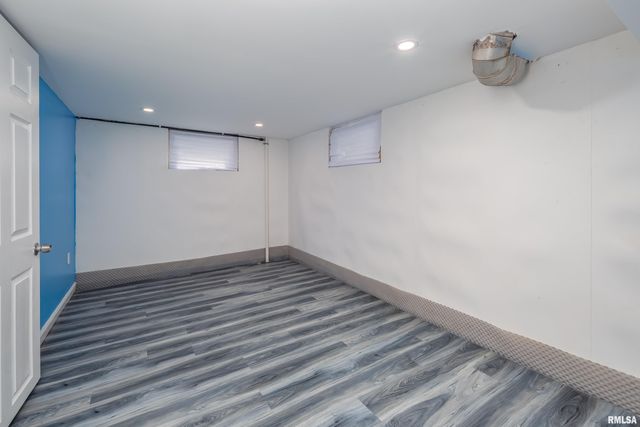 3712 33RD Street, Moline, IL 61265