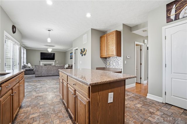 75 Triple Crown Circle, Springboro, OH 45066