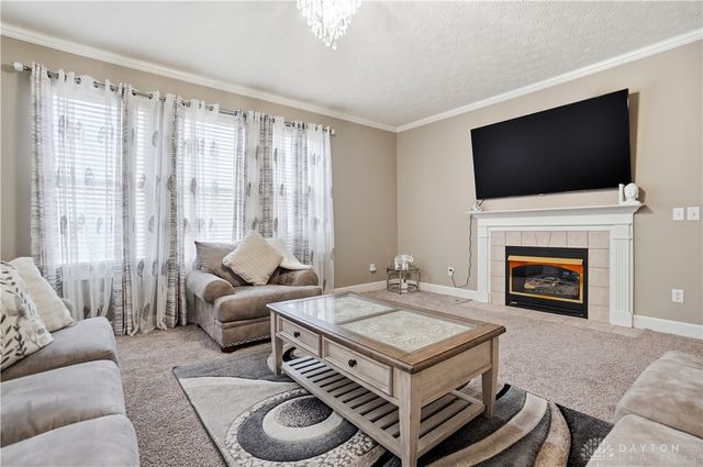 75 Triple Crown Circle, Springboro, OH 45066