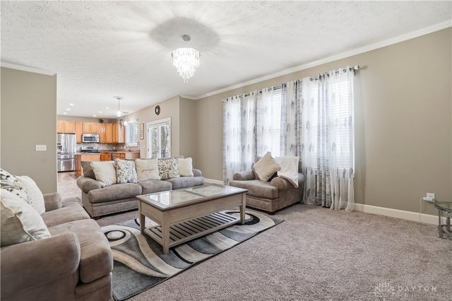 75 Triple Crown Circle, Springboro, OH 45066