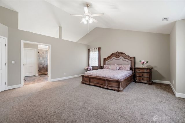 75 Triple Crown Circle, Springboro, OH 45066