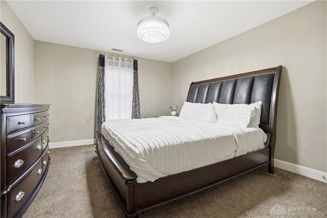 75 Triple Crown Circle, Springboro, OH 45066