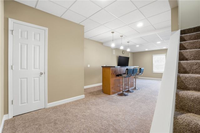 75 Triple Crown Circle, Springboro, OH 45066