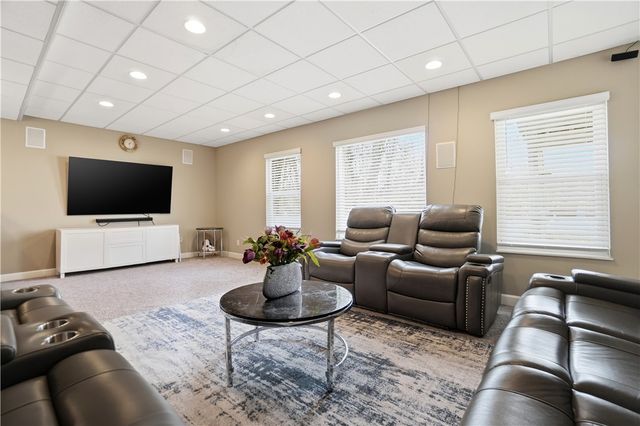 75 Triple Crown Circle, Springboro, OH 45066