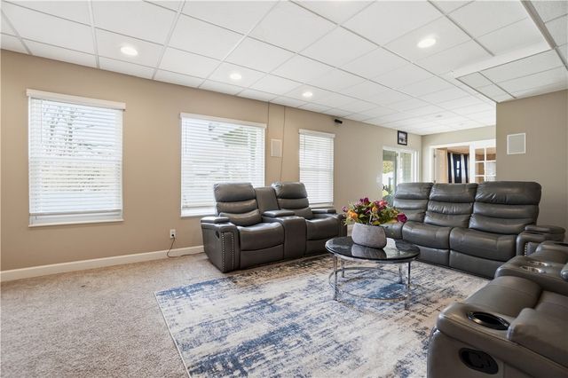 75 Triple Crown Circle, Springboro, OH 45066