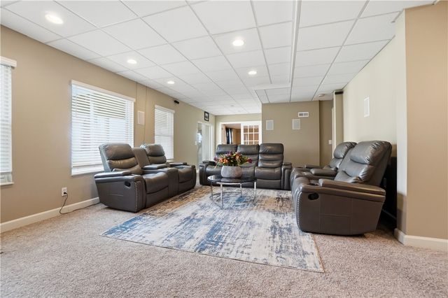 75 Triple Crown Circle, Springboro, OH 45066