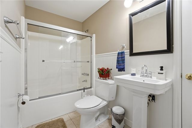 75 Triple Crown Circle, Springboro, OH 45066