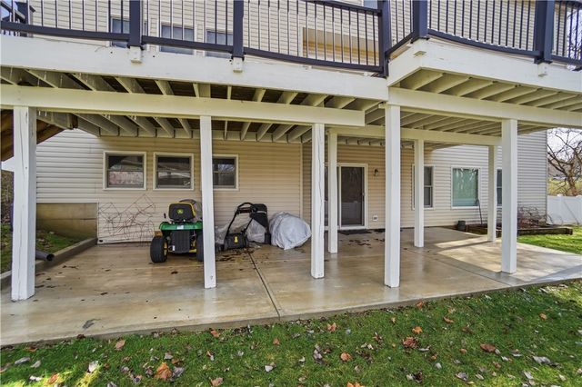 75 Triple Crown Circle, Springboro, OH 45066