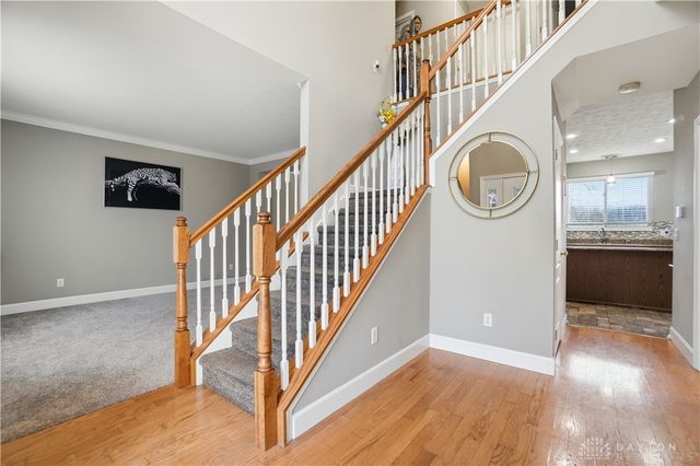 75 Triple Crown Circle, Springboro, OH 45066