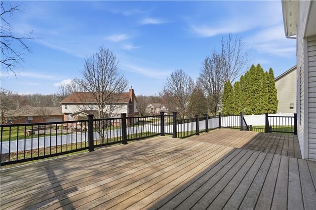 75 Triple Crown Circle, Springboro, OH 45066