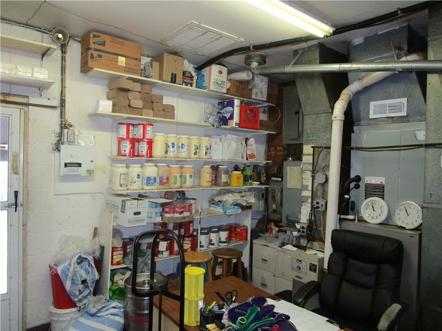 1456 Lincoln Hwy, N Versailles, PA 15137