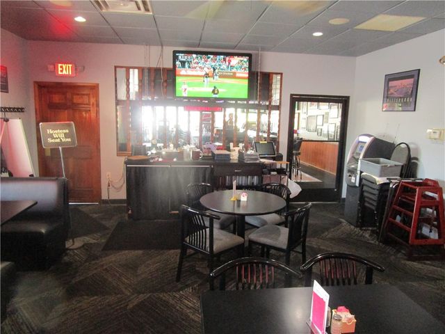 1456 Lincoln Hwy, N Versailles, PA 15137