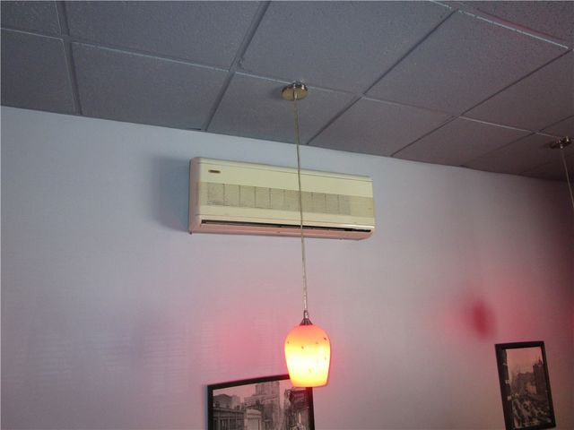 1456 Lincoln Hwy, N Versailles, PA 15137