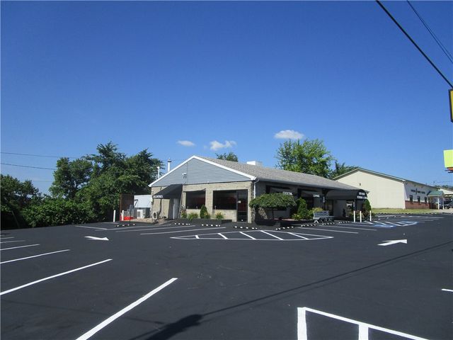 1456 Lincoln Hwy, N Versailles, PA 15137