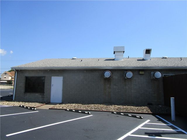 1456 Lincoln Hwy, N Versailles, PA 15137