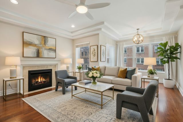 840 E 52nd Street 1E, Chicago, IL 60615