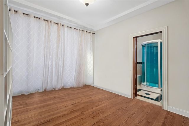 840 E 52nd Street 1E, Chicago, IL 60615