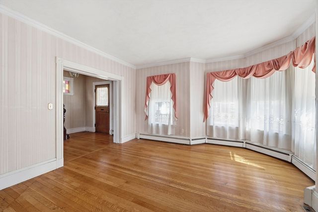 11 Hampshire St, Everett, MA 02149