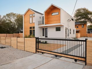 1215 Fort Branch BLVD 1, Austin, TX 78721
