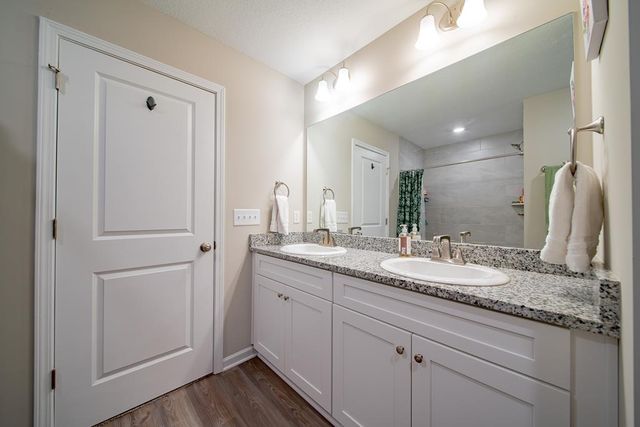 81 Wood Hill Drive, Smiths Station, AL 36877