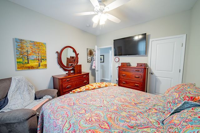 81 Wood Hill Drive, Smiths Station, AL 36877
