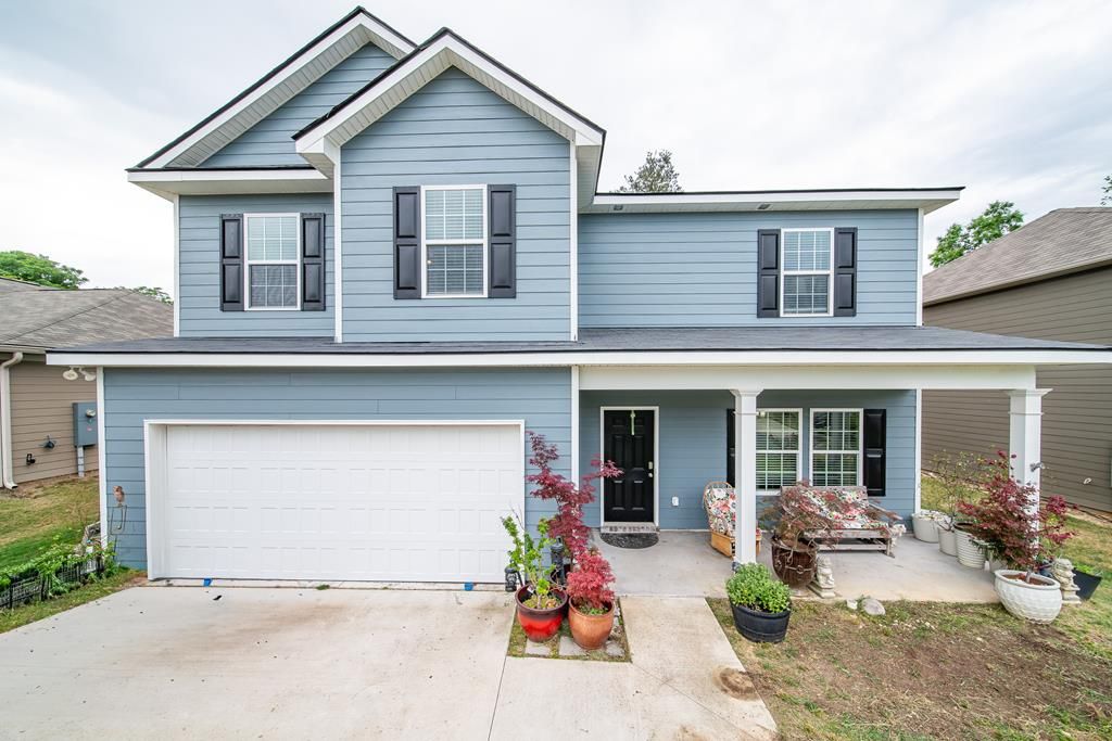 81 Wood Hill Drive, Smiths Station, AL 36877