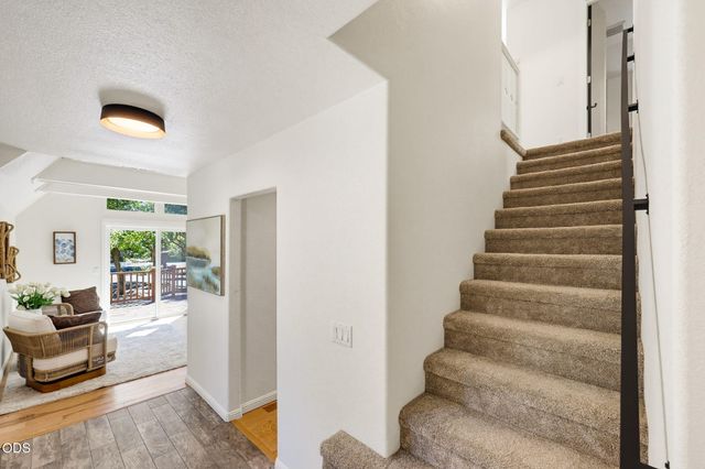3806 Jumpoff Joe Creek Road, Grants Pass, OR 97526