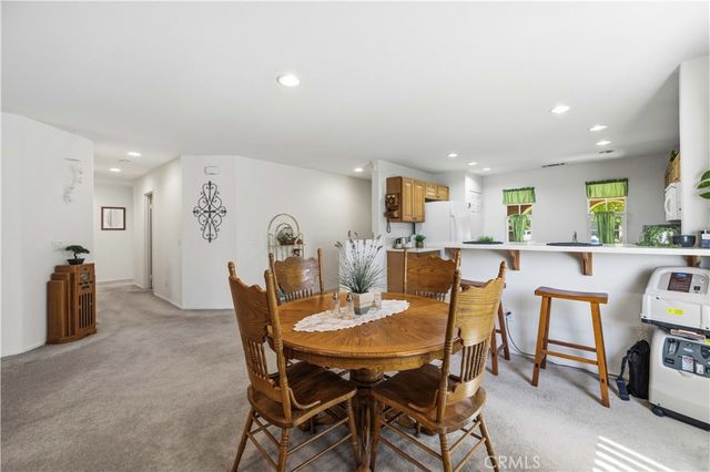 3124 E Newgrove, Lancaster, CA 93535