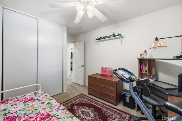3124 E Newgrove, Lancaster, CA 93535