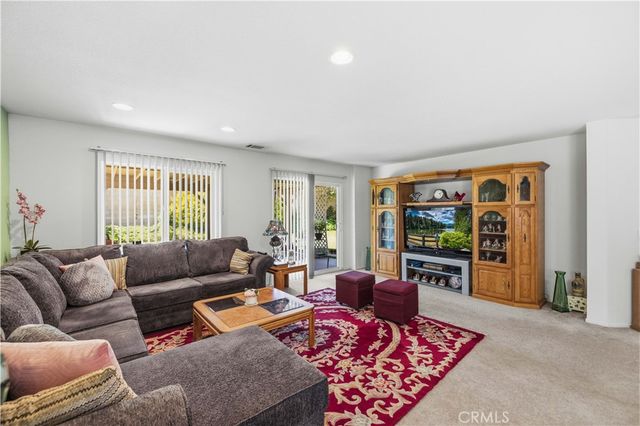 3124 E Newgrove, Lancaster, CA 93535