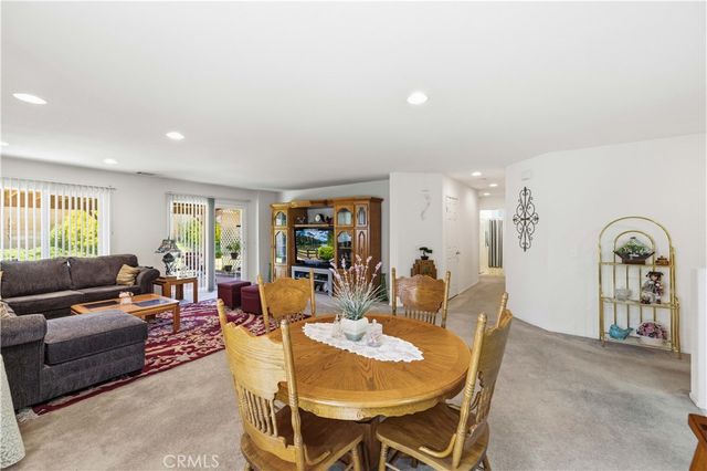 3124 E Newgrove, Lancaster, CA 93535