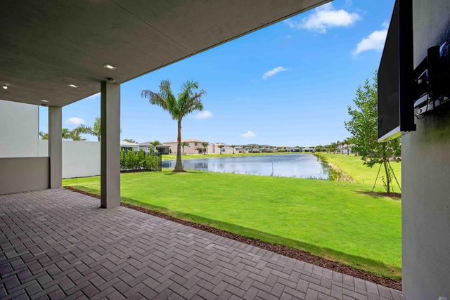 9898 Juniper Bay Avenue, Boca Raton, FL 33434