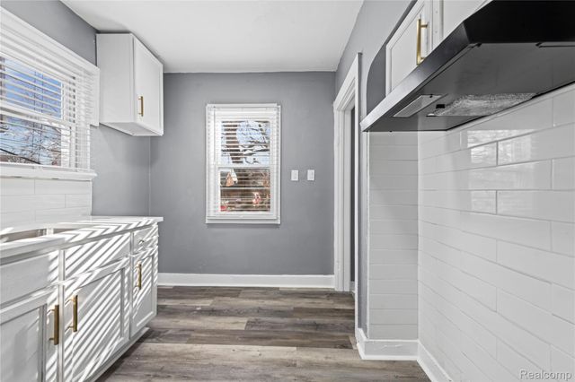 19210 Conley Street, Detroit, MI 48234