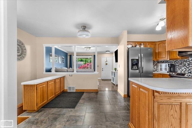 30232 Gloede Drive, Warren, MI 48088