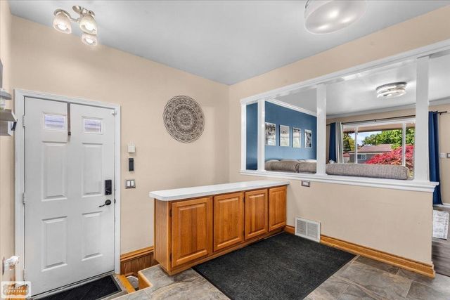 30232 Gloede Drive, Warren, MI 48088