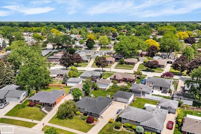 30232 Gloede Drive, Warren, MI 48088