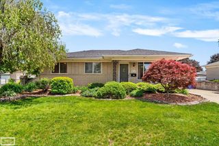 30232 Gloede Drive, Warren, MI 48088