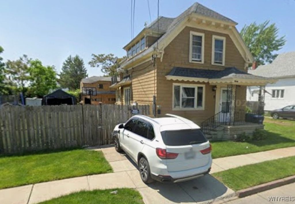 106 Koons Avenue, Buffalo, NY 14212