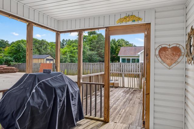 67 Gem Drive, Rossville, GA 30741