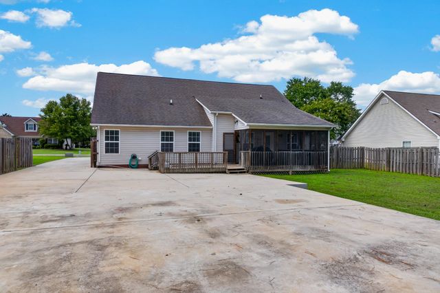 67 Gem Drive, Rossville, GA 30741