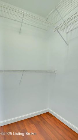 13005 Lavenia Ln, Louisville, KY 40272