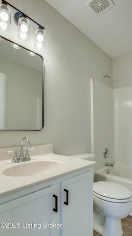 13005 Lavenia Ln, Louisville, KY 40272