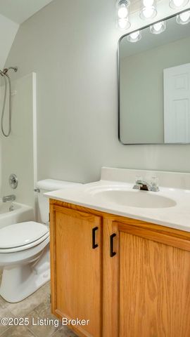 13005 Lavenia Ln, Louisville, KY 40272