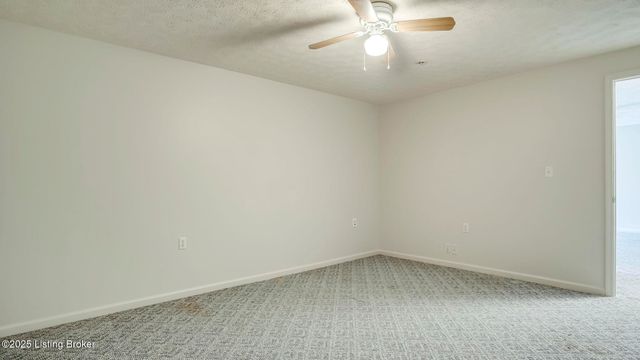 13005 Lavenia Ln, Louisville, KY 40272