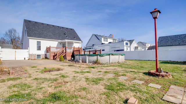 13005 Lavenia Ln, Louisville, KY 40272