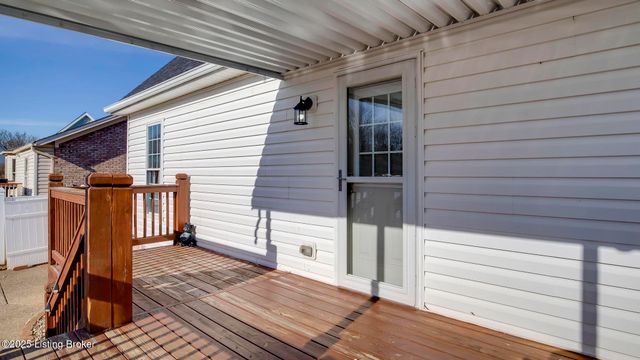 13005 Lavenia Ln, Louisville, KY 40272