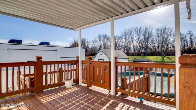 13005 Lavenia Ln, Louisville, KY 40272