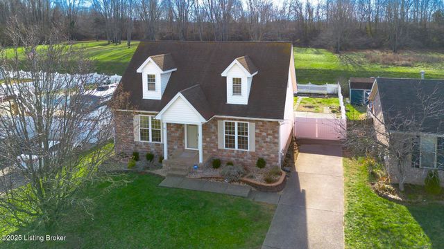 13005 Lavenia Ln, Louisville, KY 40272