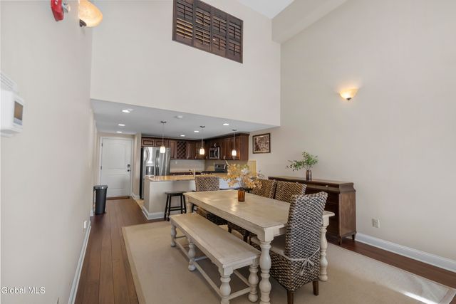 5 Spring Street APT 404, Saratoga Springs, NY 12866